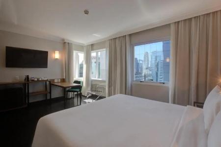 Park Inn by Radisson Berrini - 80