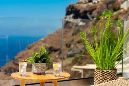 Daydream Luxury Suites - 23