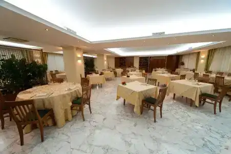 Citta' Dei Papi - 6