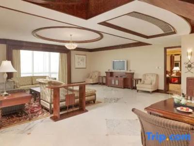 Regal Palace - 152