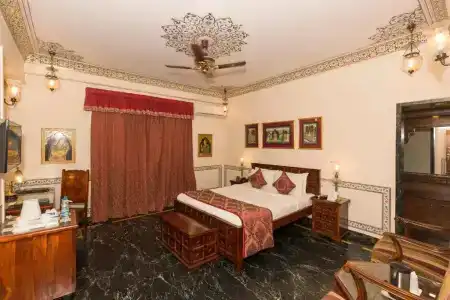 Umaid Mahal - A Heritage Style Boutique - 30