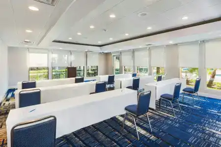 Four Points by Sheraton Los Angeles Westside - 17