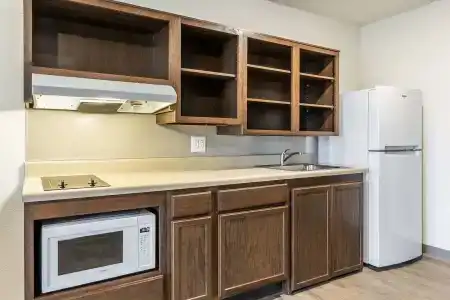 WoodSpring Suites Indianapolis Castleton - 12