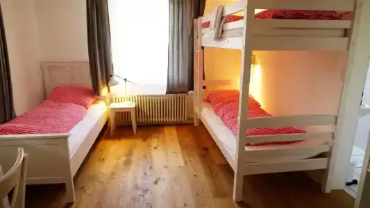 Adventure Guesthouse Interlaken - 38