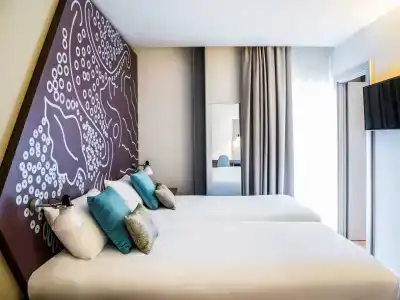 ibis Styles Barcelona Centre - 3