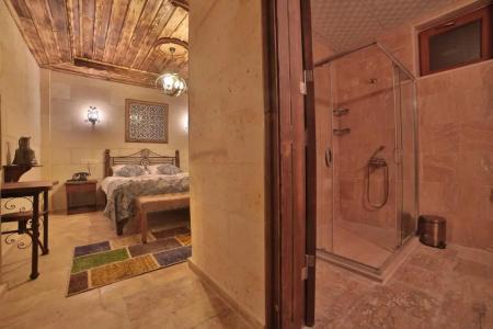Caravanserai Inn - 85