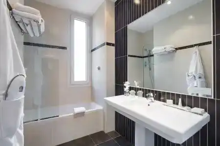 Best Western Plus Hôtel Massena Nice - 9