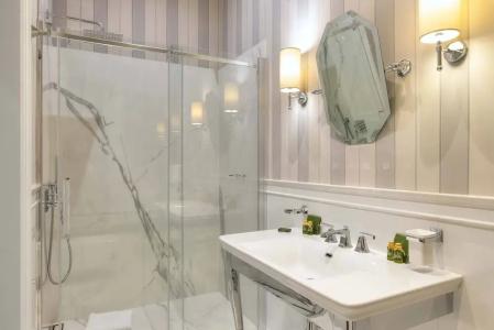 Florence Luxury Suites and Wellness - 55