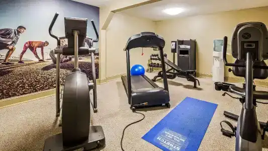 Best Western Plus Coastline Inn - 18