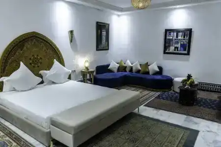 Riad El Yacout - 101