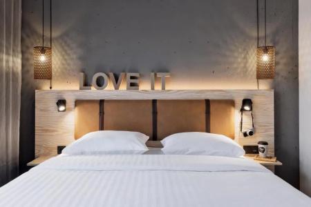 Moxy Duesseldorf South - 34