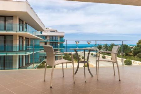 ApartFerrer Skyline - 79