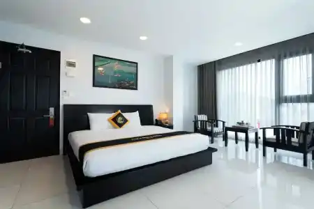 Hoang Long - 90