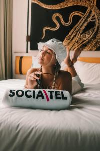 SocialTel Samui - Adults - 22