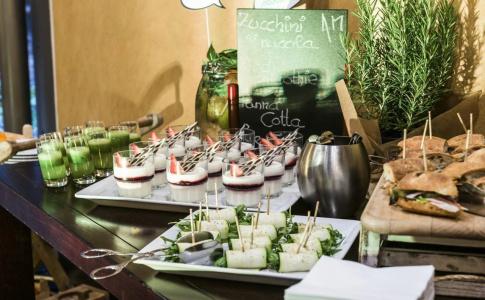Courtyard by Marriott Prague City - 11