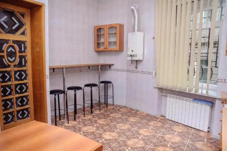 Golden Globus Hostel - 9