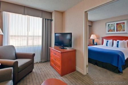 Holiday Inn & Suites Kanata, an IHG - 5