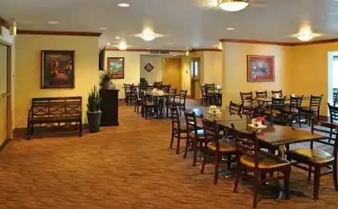 Oxford Suites Portland - Jantzen Beach - 25