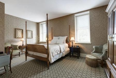 Nicollet Island Inn - 37