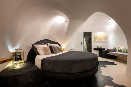 Daydream Luxury Suites - 36