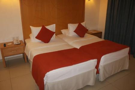 Ramada Resort Dead Sea - 39