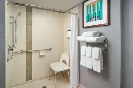 Hyatt Place - 6
