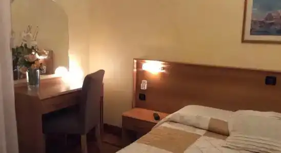 Albergo Fiorenza & Banksia Meublè - 3