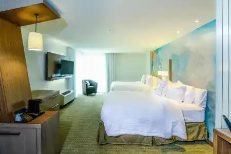 Courtyard by Marriott - 2