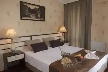 Family Resort - 2