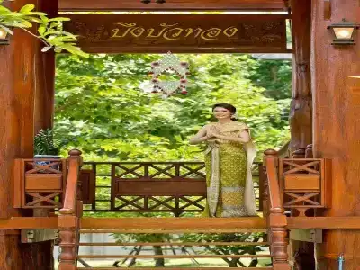 Bueng Bua Thong - 20
