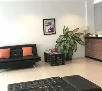 M Place - 10