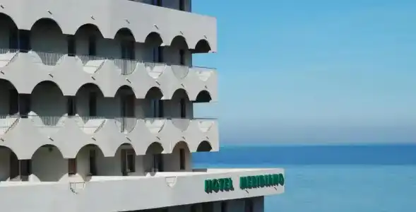 Meridiano - 37