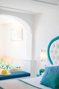 Eden Roc Suites - 41