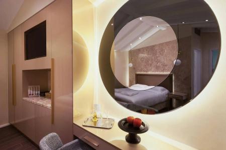 Consolato Boutique - 2