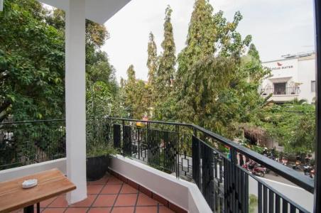 La Rose Suites - 113