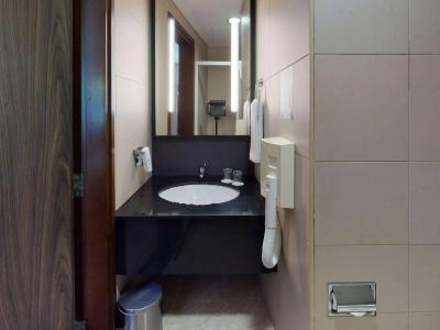 Ibis Al Barsha - 14