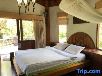 Malibu Beach Bungalows - 56