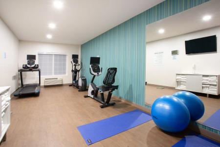 Holiday Inn Express & Suites, an IHG - 34