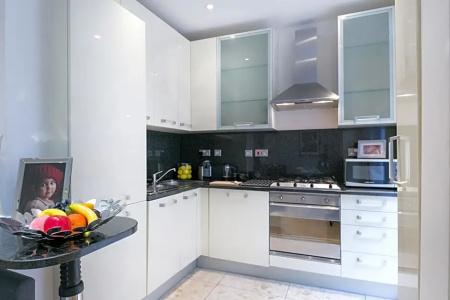 Urban Chic - Fitzrovia - 17