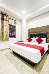 Saffron Inn - 24