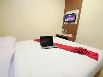 Royal Express Inn - 2