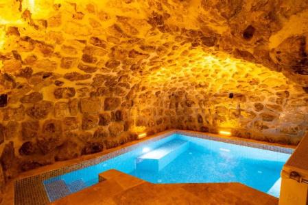 Atilla's Cave - 435