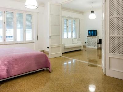 Suite in Center - 67