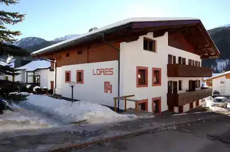 Lores - 21