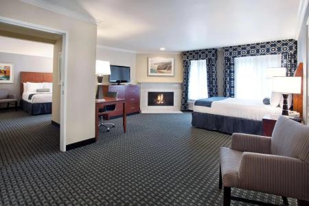 Best Western Plus Marina Shores - 54