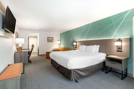 Wingate by Wyndham - 36