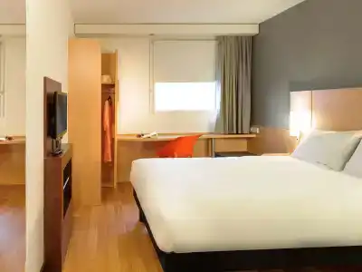 ibis Berlin Kurfuerstendamm - 4