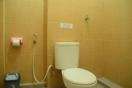 Budget Door Legian Inn - 7