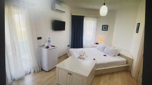 Kefi Beach & Suites - 33
