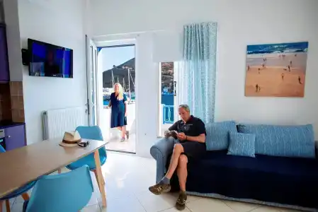 Vithos Seaside Aparthotel - 24